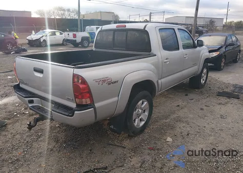 2008 Toyota Tacoma Base V6 z USA, uszkodzony, nr VIN 3TMLU42N78M016948